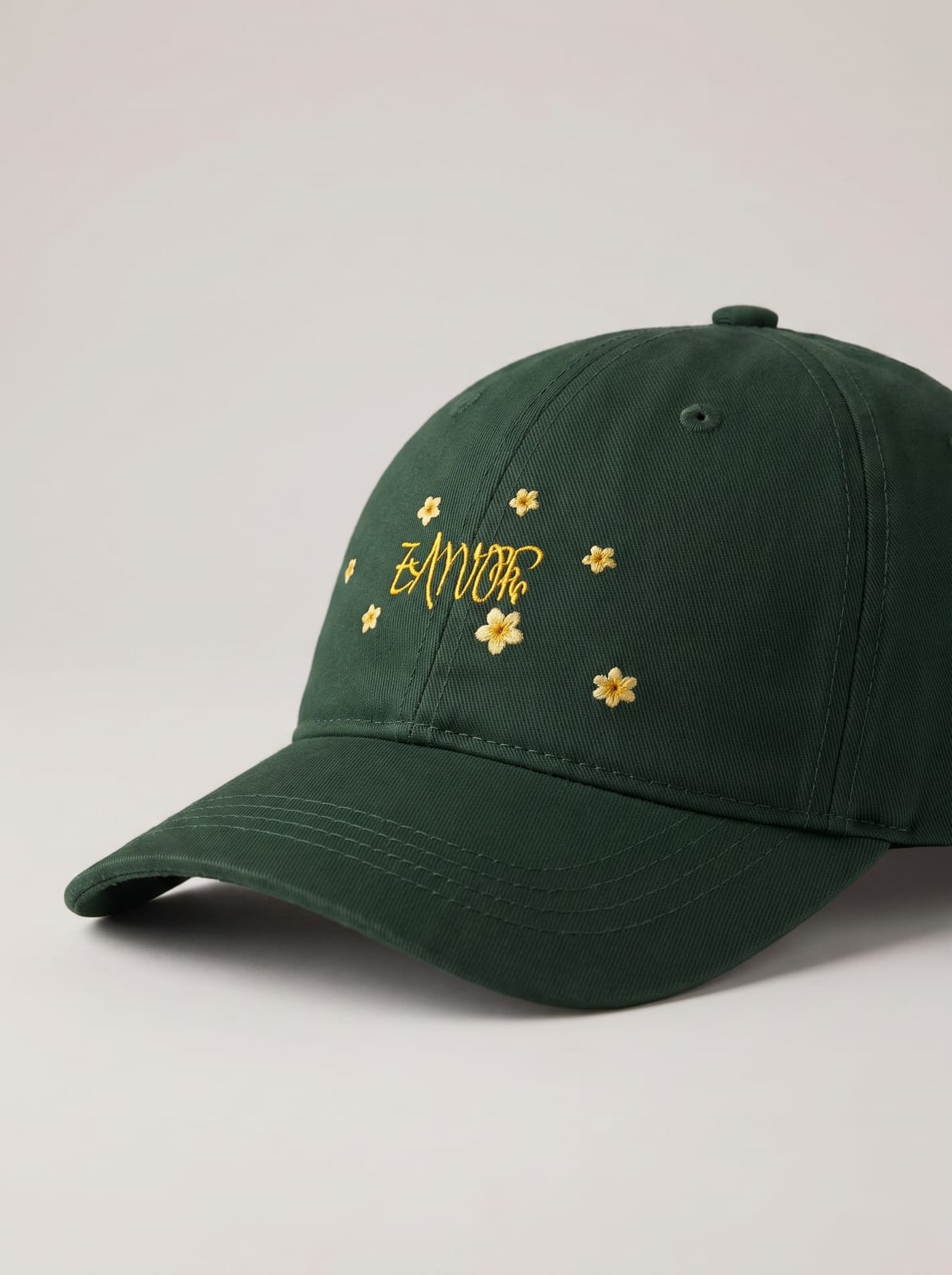 Zayvor Everbloom Cap
